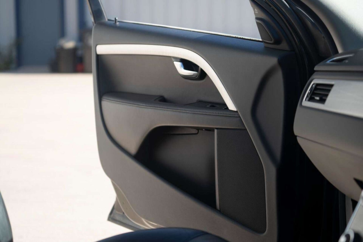 Used Volvo XC70 2014 for sale - 76720223: Photo 35