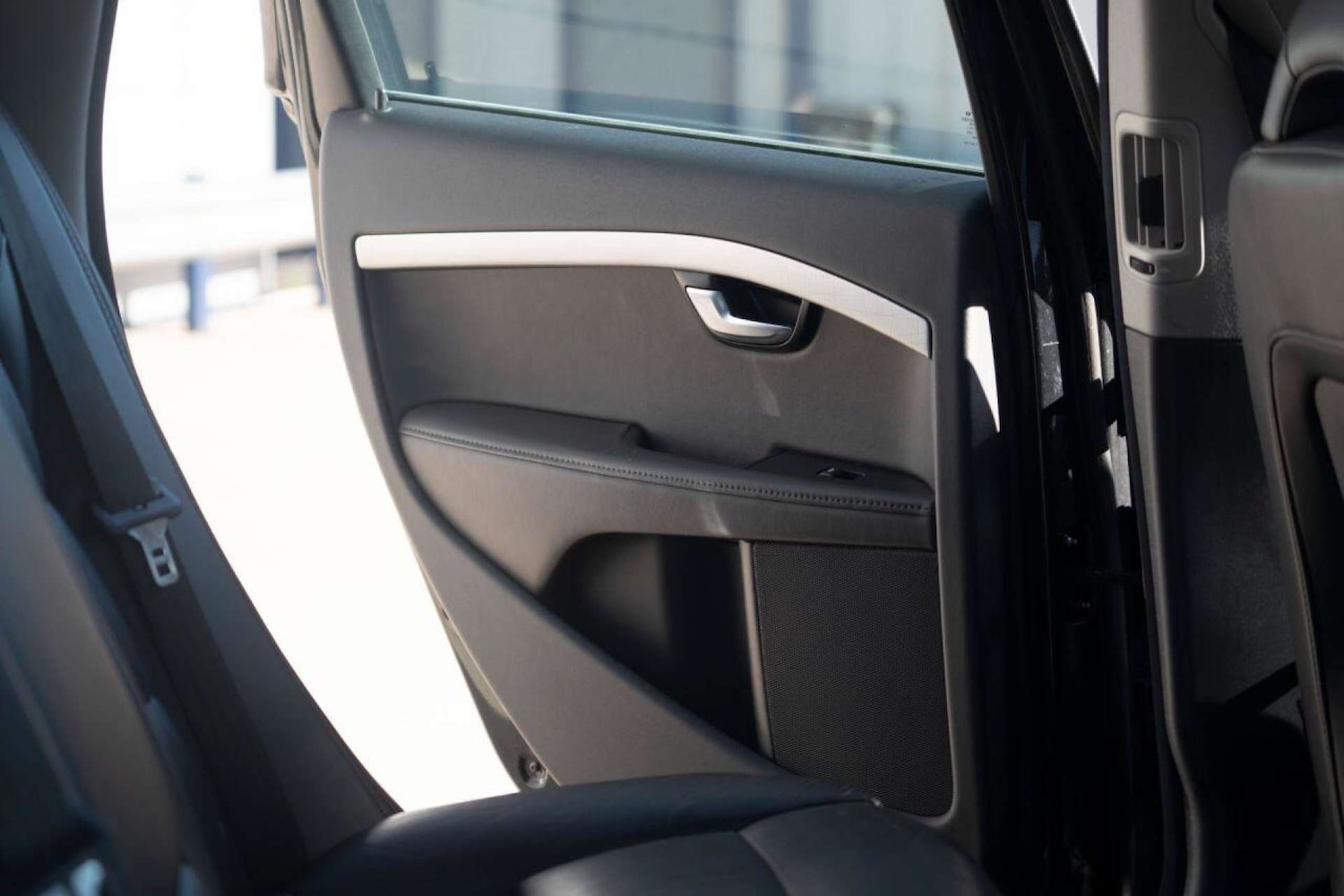 Used Volvo XC70 2014 for sale - 76720223: Photo 37