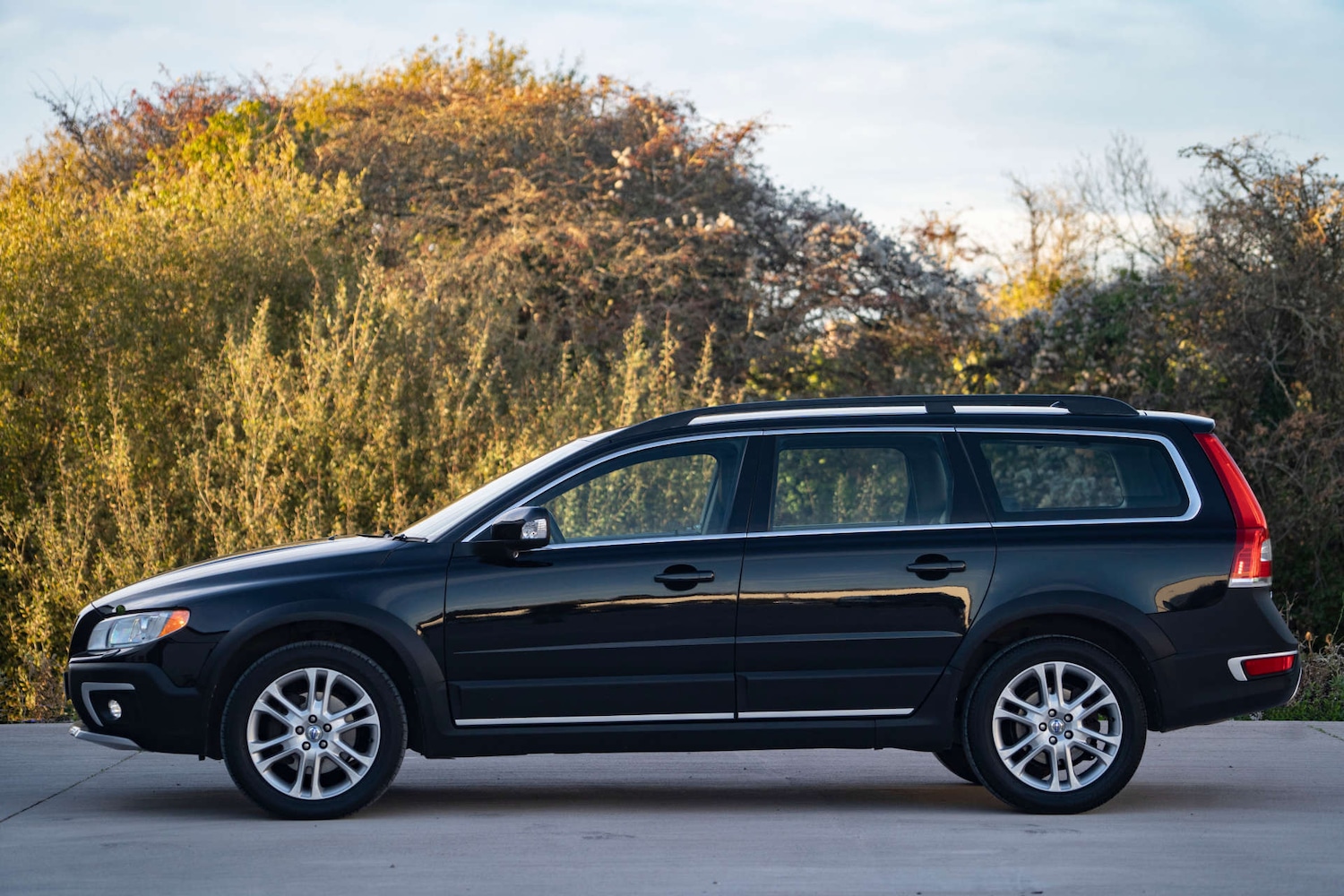 Used Volvo XC70 2014 for sale - 76720223: Photo 64