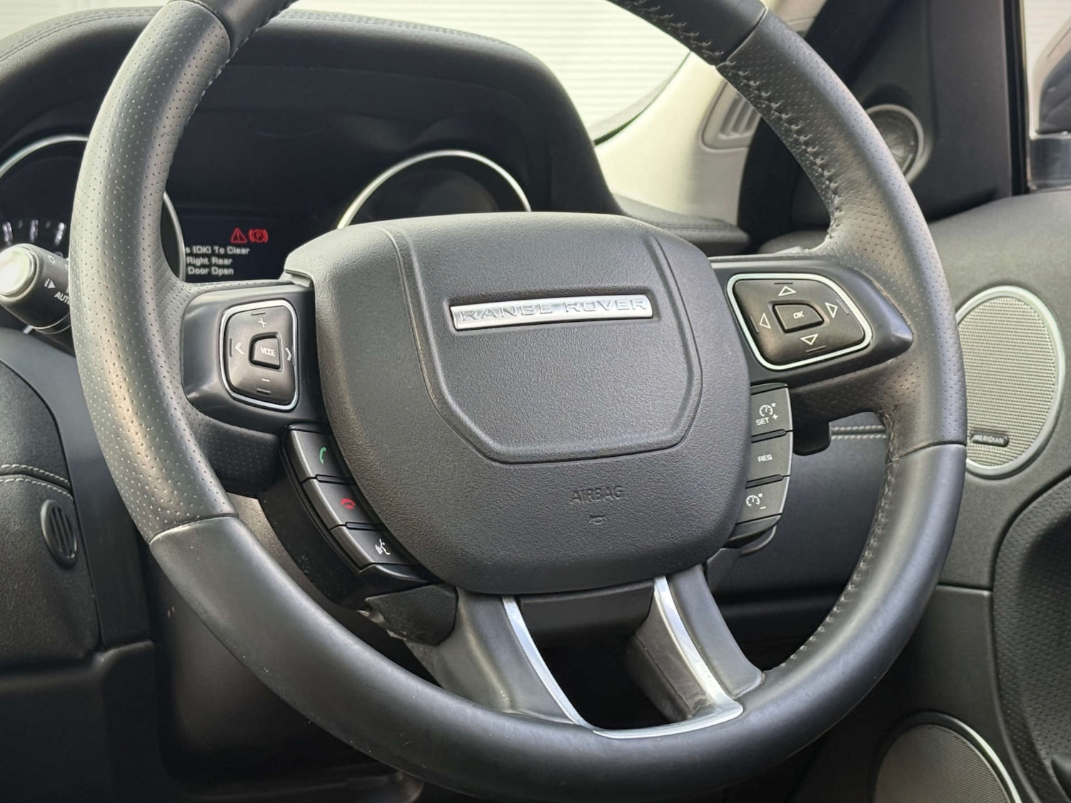 Used Land Rover Range Rover Evoque 2015 for sale - 77187748: Photo 29