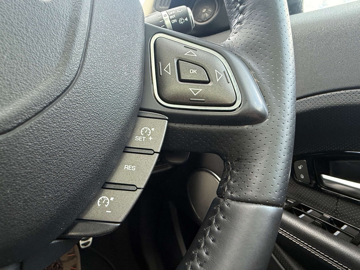 Used Land Rover Range Rover Evoque 2015 for sale - 77187748: Photo 44