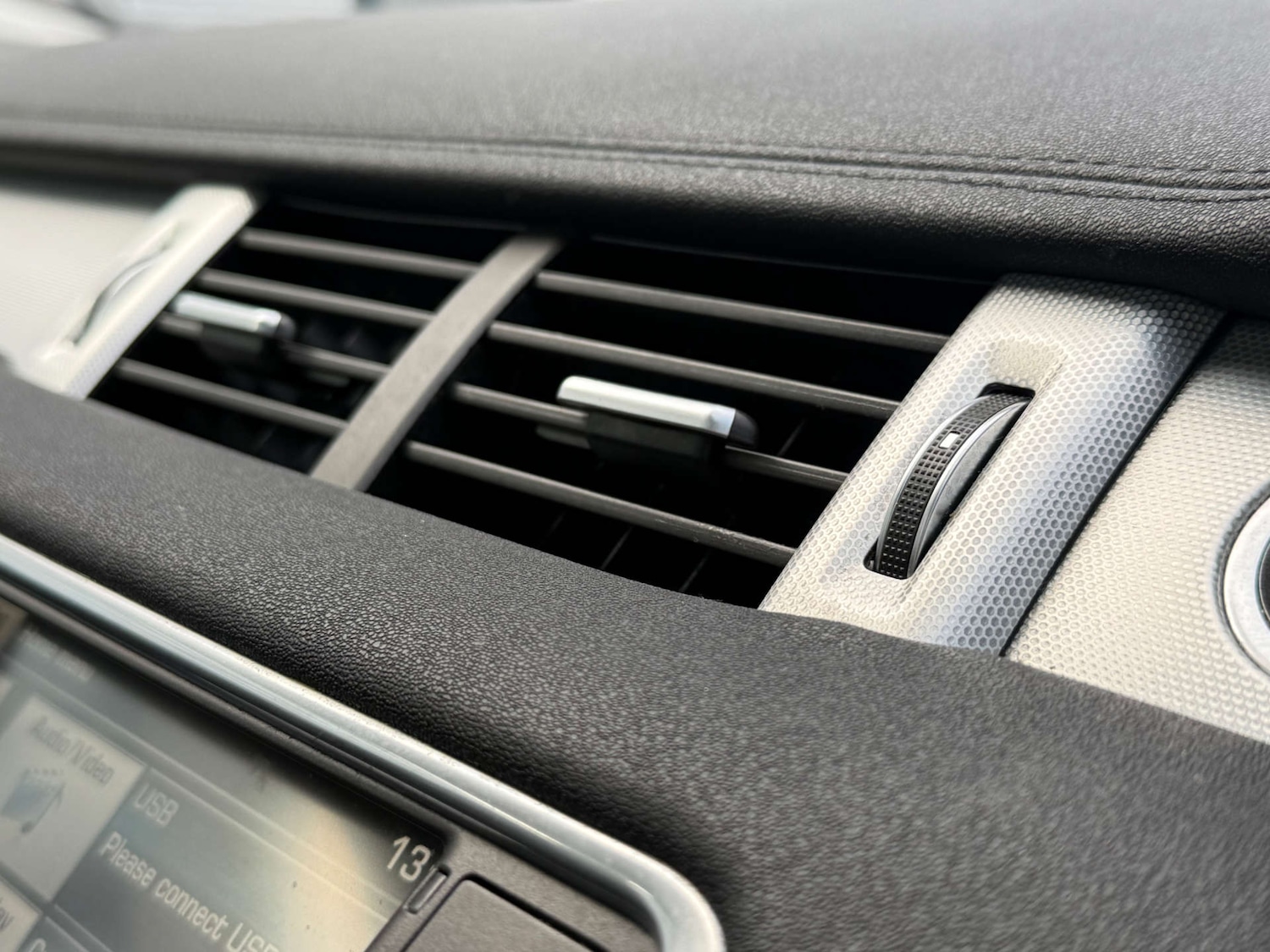 Used Land Rover Range Rover Evoque 2015 for sale - 77187748: Photo 50