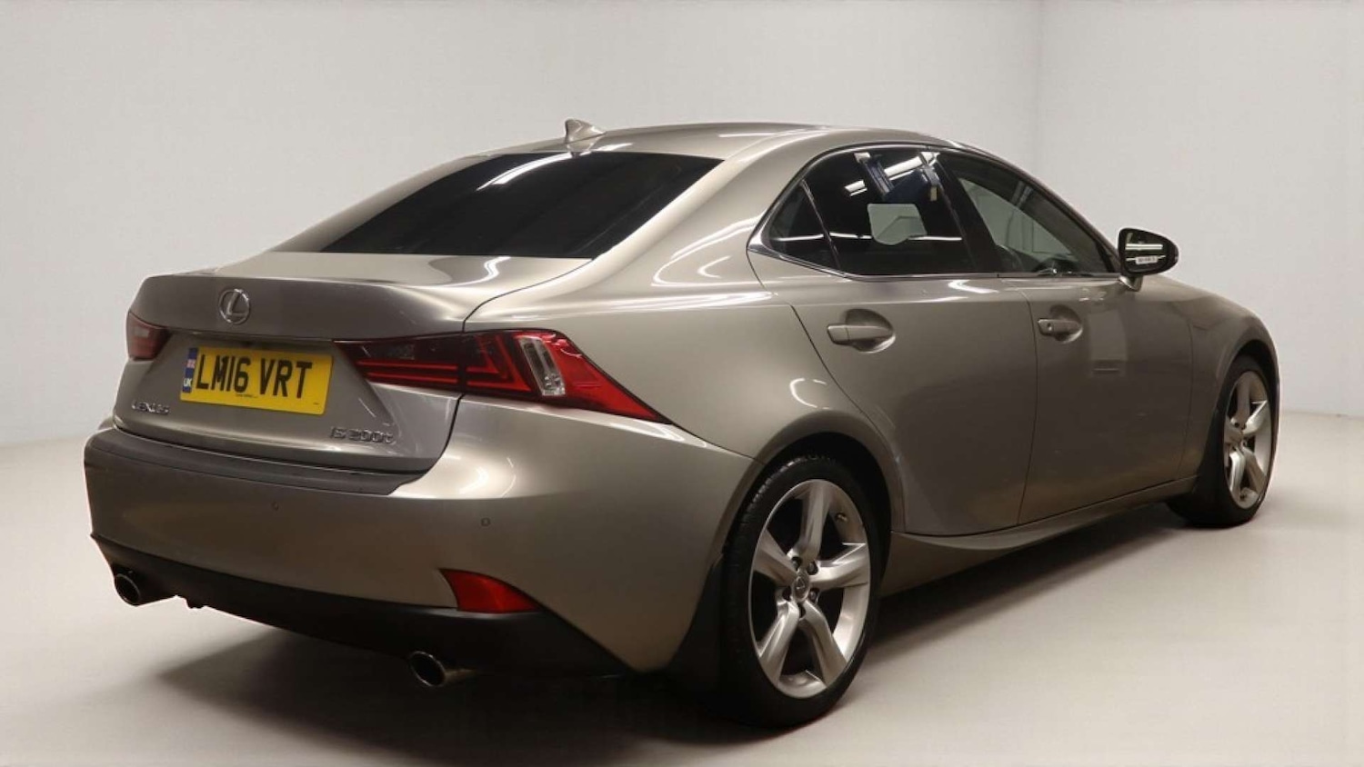 Used Lexus IS 2016 for sale - 77136377: Photo 5