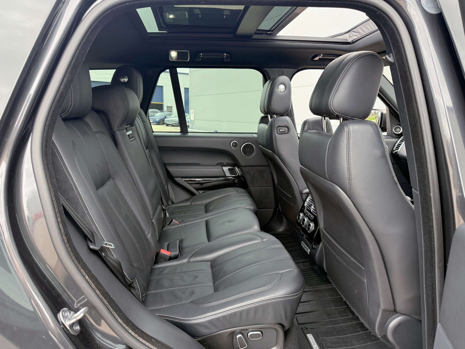 Used Land Rover Range Rover 2013 for sale - 77245621: Photo 10