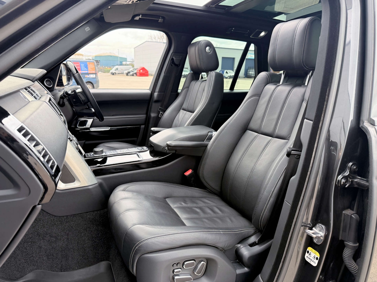 Used Land Rover Range Rover 2013 for sale - 77245621: Photo 9