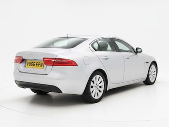 Used Jaguar XE 2016 for sale - 77841736: Photo