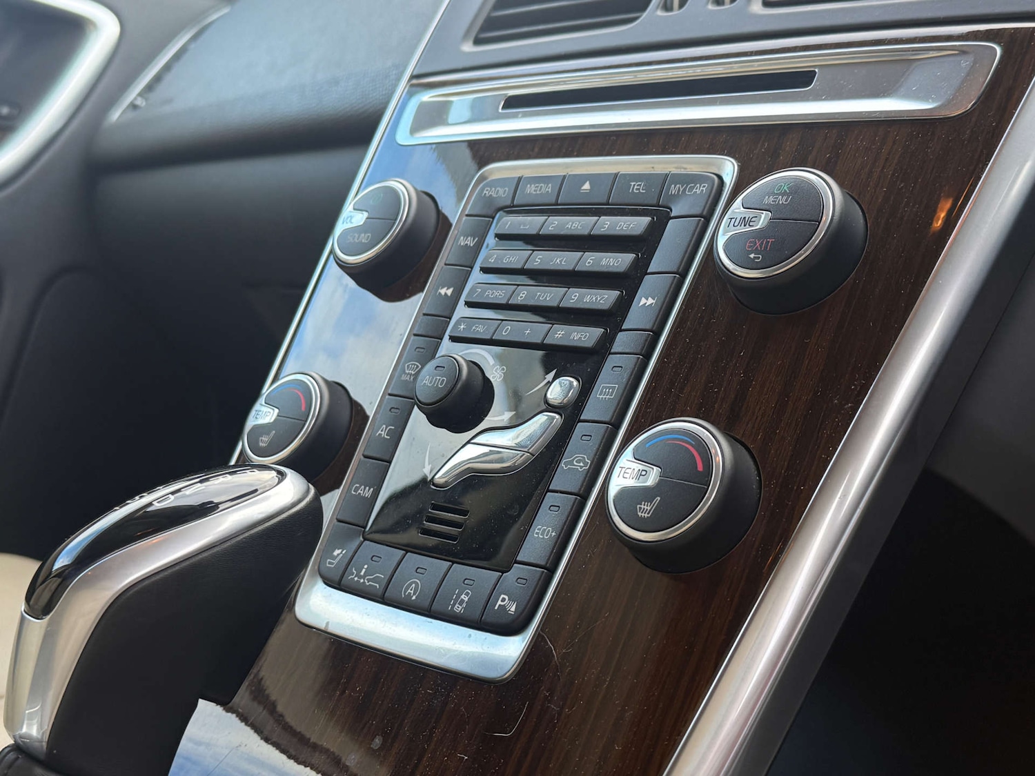 Used Volvo XC60 2025 for sale - 76720212: Photo 10