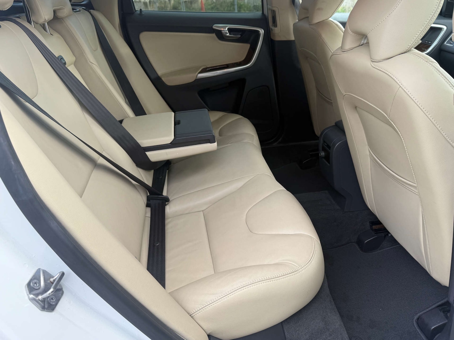 Used Volvo XC60 2025 for sale - 76720212: Photo 13