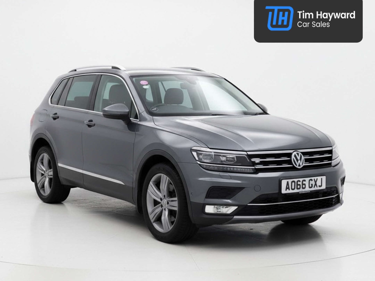 Used Volkswagen Tiguan 2016 for sale - 77961742: Photo 1