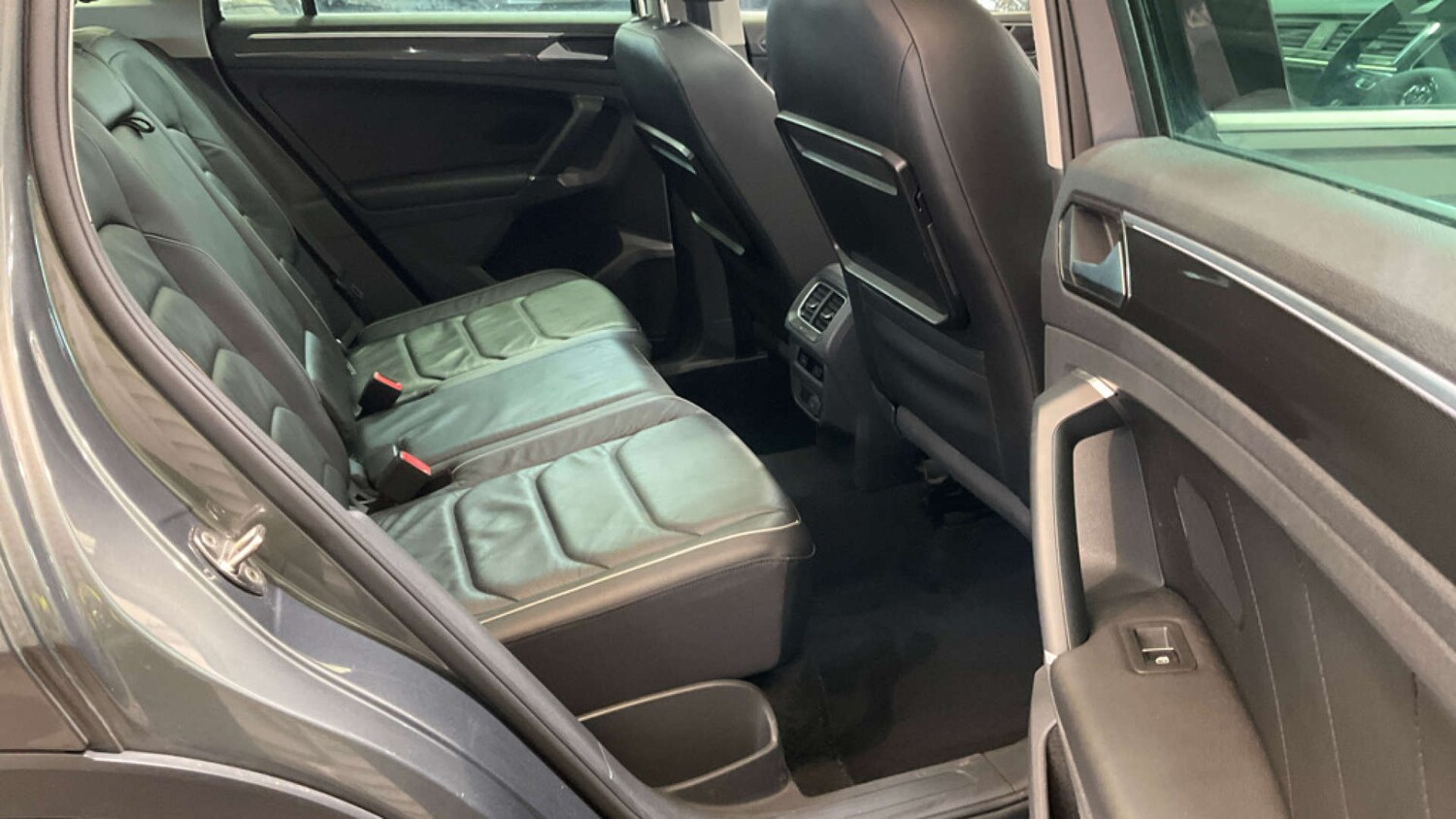 Used Volkswagen Tiguan 2016 for sale - 77961742: Photo 6