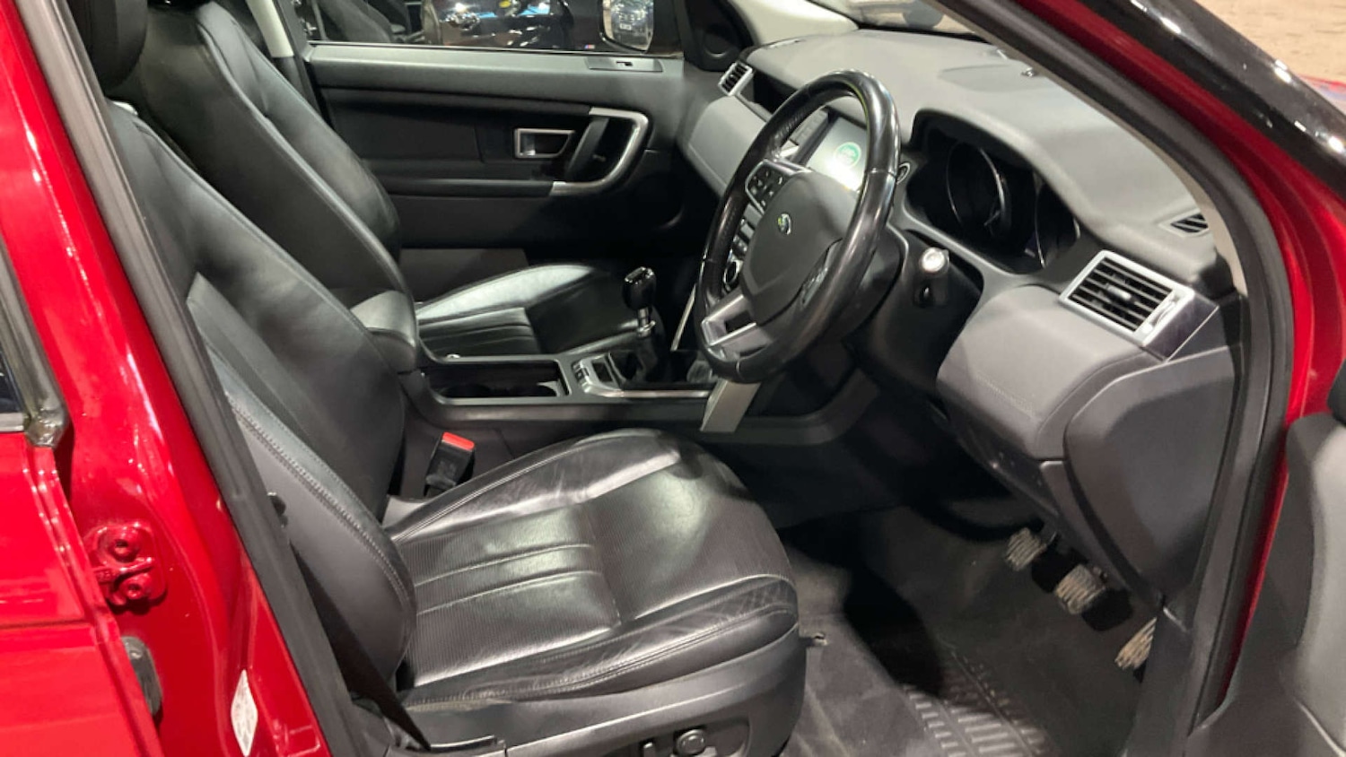 Used Land Rover Discovery Sport 2017 for sale - 77136378: Photo 11