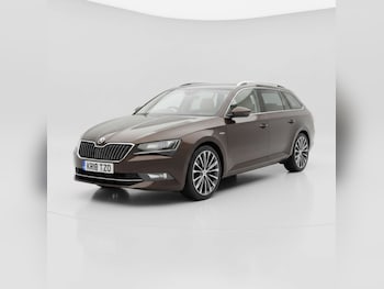 Used Skoda Superb 2018 for sale - 77452452: Photo