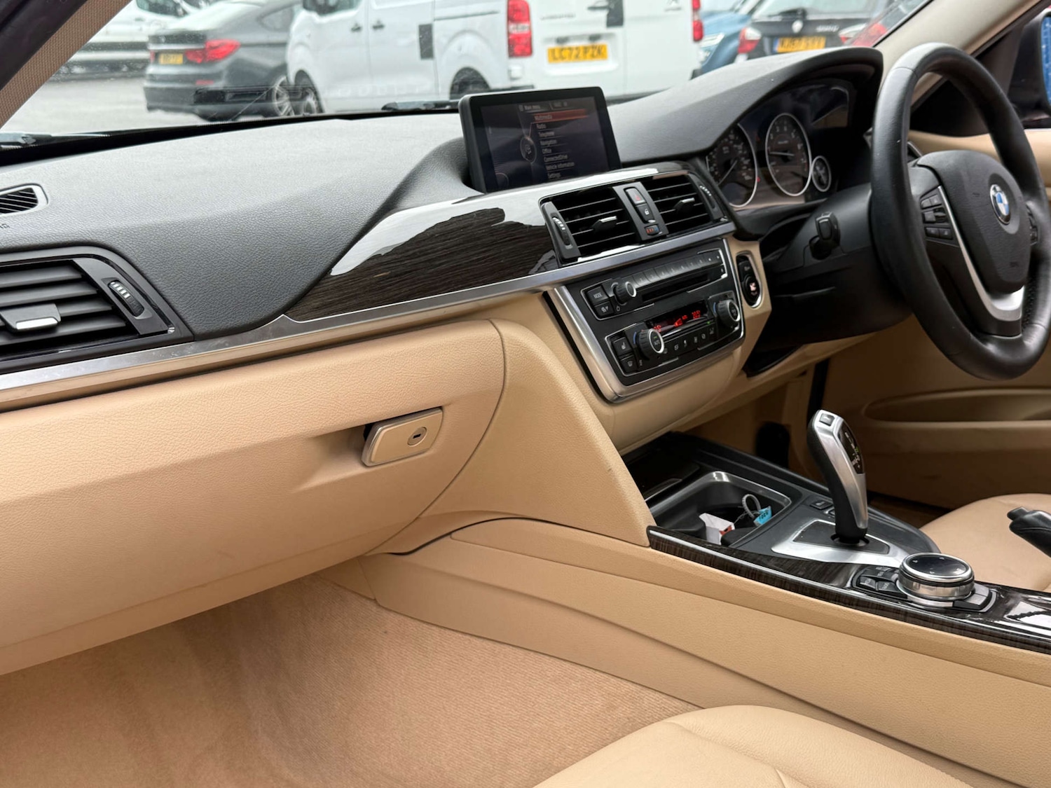 Used BMW 3 Series 2025 for sale - 76720242: Photo 11