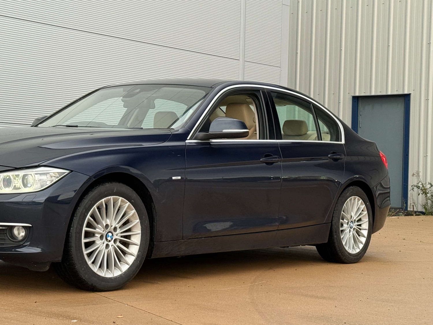 Used BMW 3 Series 2025 for sale - 76720242: Photo 39