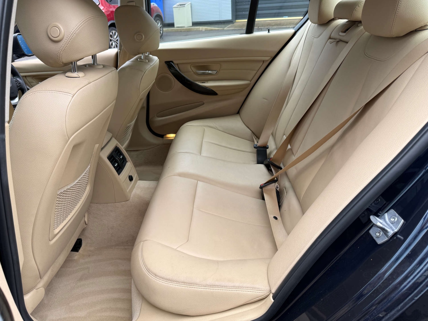 Used BMW 3 Series 2025 for sale - 76720242: Photo 8