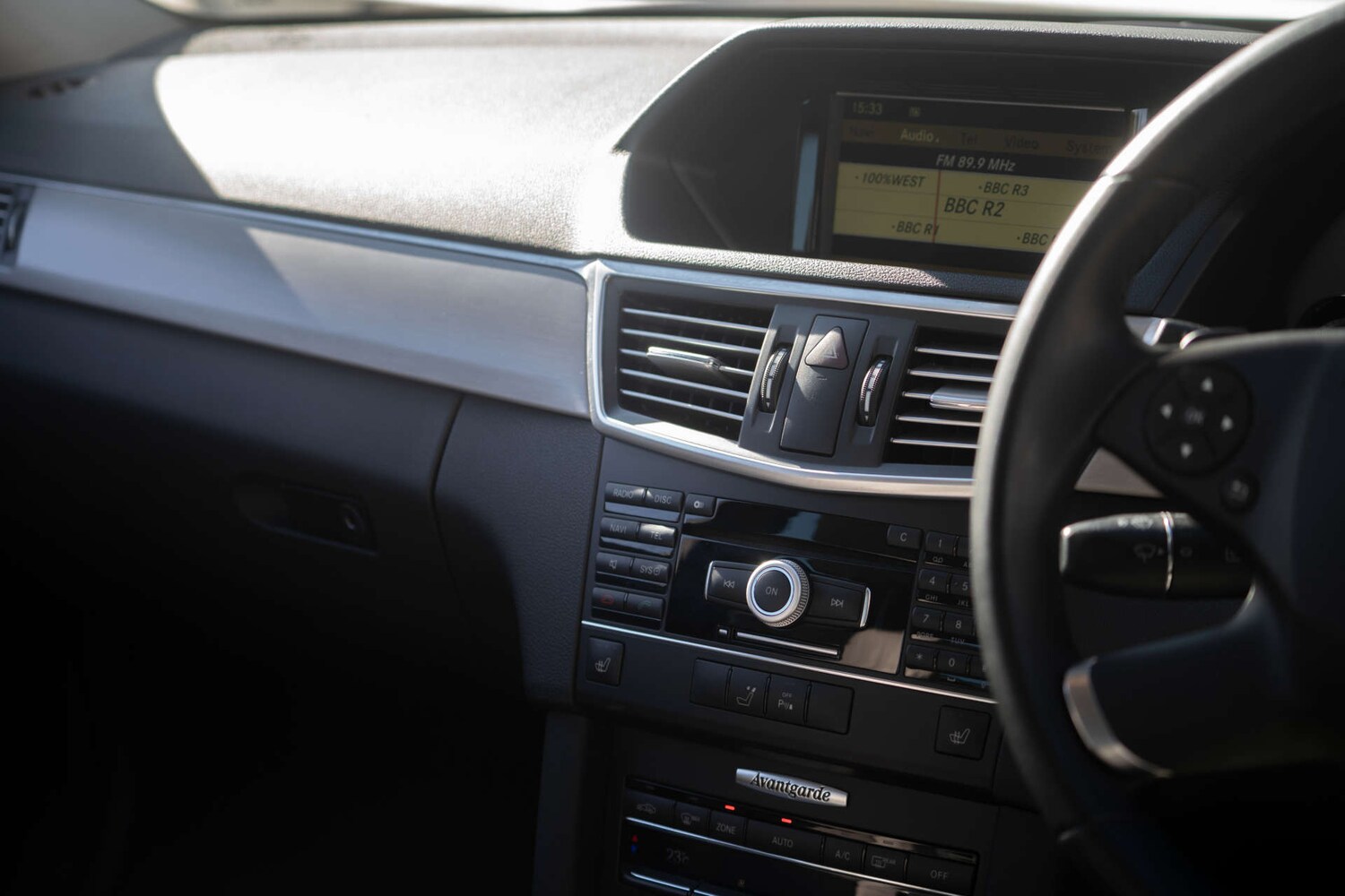 Used Mercedes-Benz E Class 2011 for sale - 77187863: Photo 45