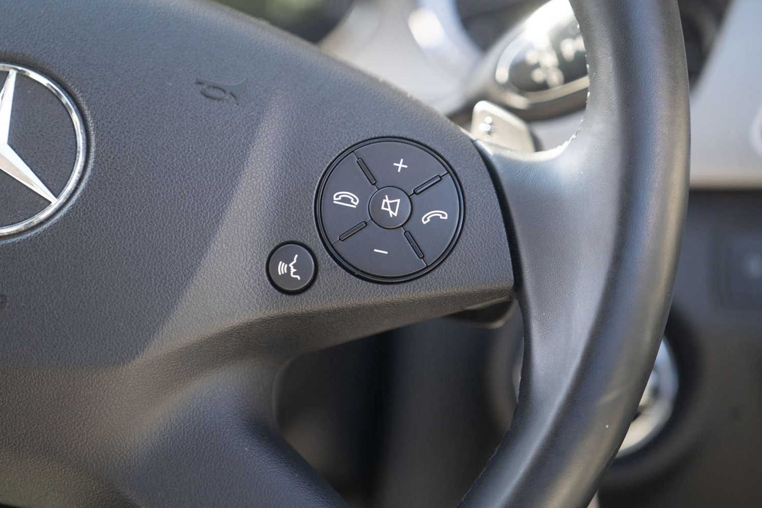 Used Mercedes-Benz E Class 2011 for sale - 77187863: Photo 48