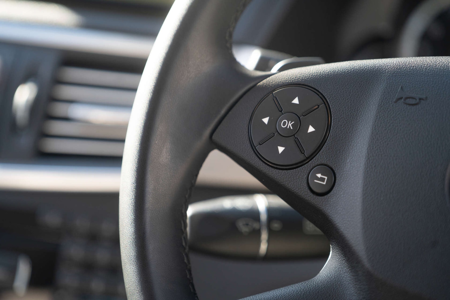 Used Mercedes-Benz E Class 2011 for sale - 77187863: Photo 49