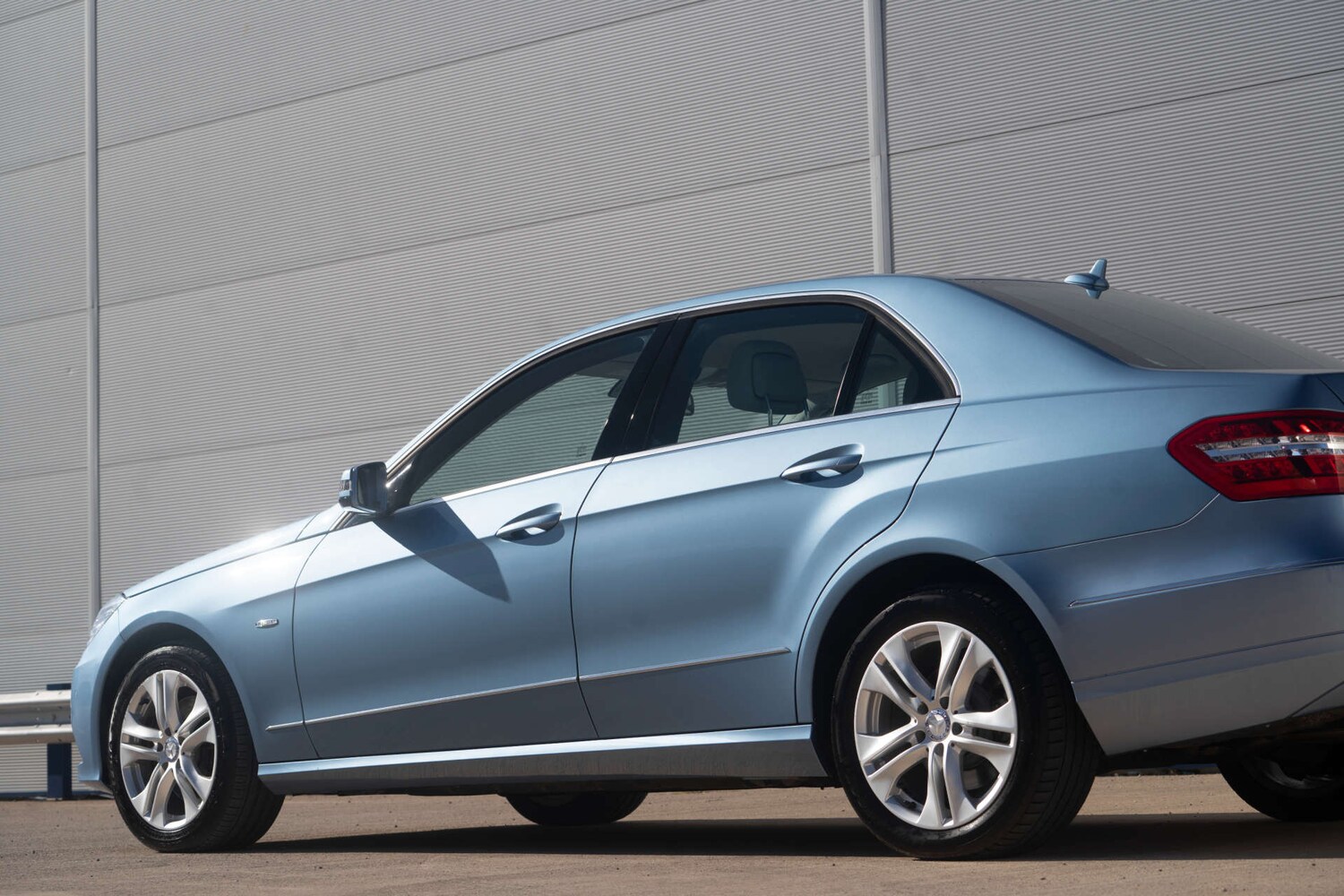 Used Mercedes-Benz E Class 2011 for sale - 77187863: Photo 60