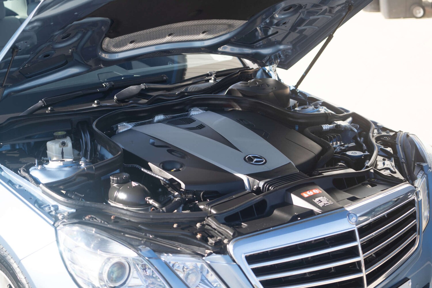 Used Mercedes-Benz E Class 2011 for sale - 77187863: Photo 73