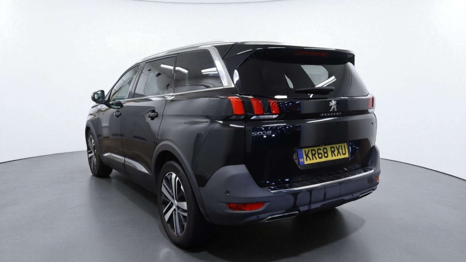 Used Peugeot 5008 2018 for sale - 76720241: Photo 2
