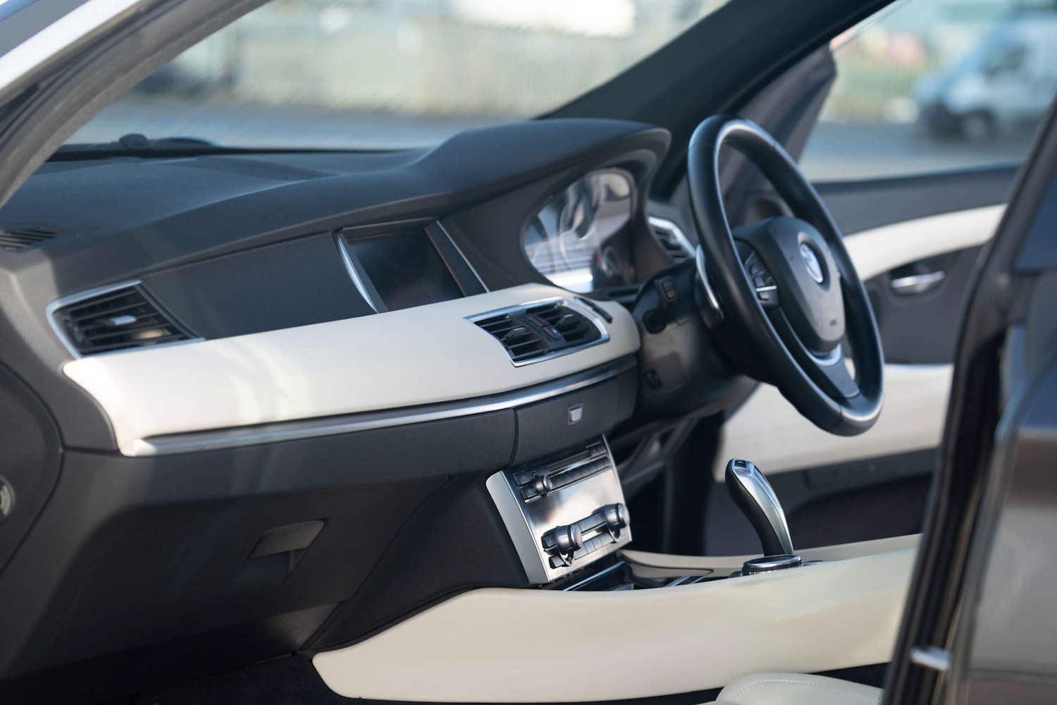 Used BMW 5 Series 2015 for sale - 77118054: Photo 8