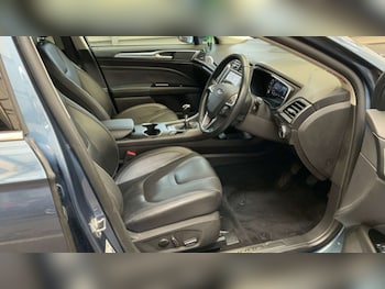Used Ford Mondeo 2020 for sale - 78870909: Photo