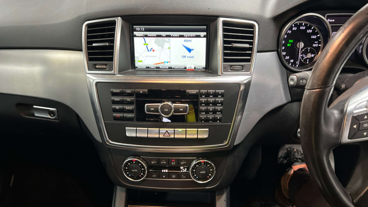 Used Mercedes-Benz M Class 2013 for sale - 76969202: Photo 3