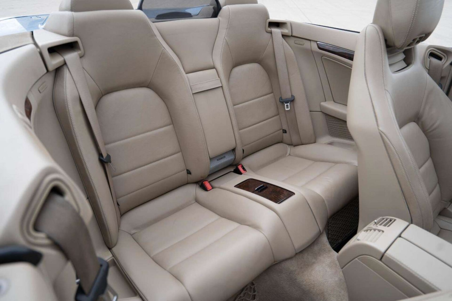 Used Mercedes-Benz E Class 2011 for sale - 76720215: Photo 10