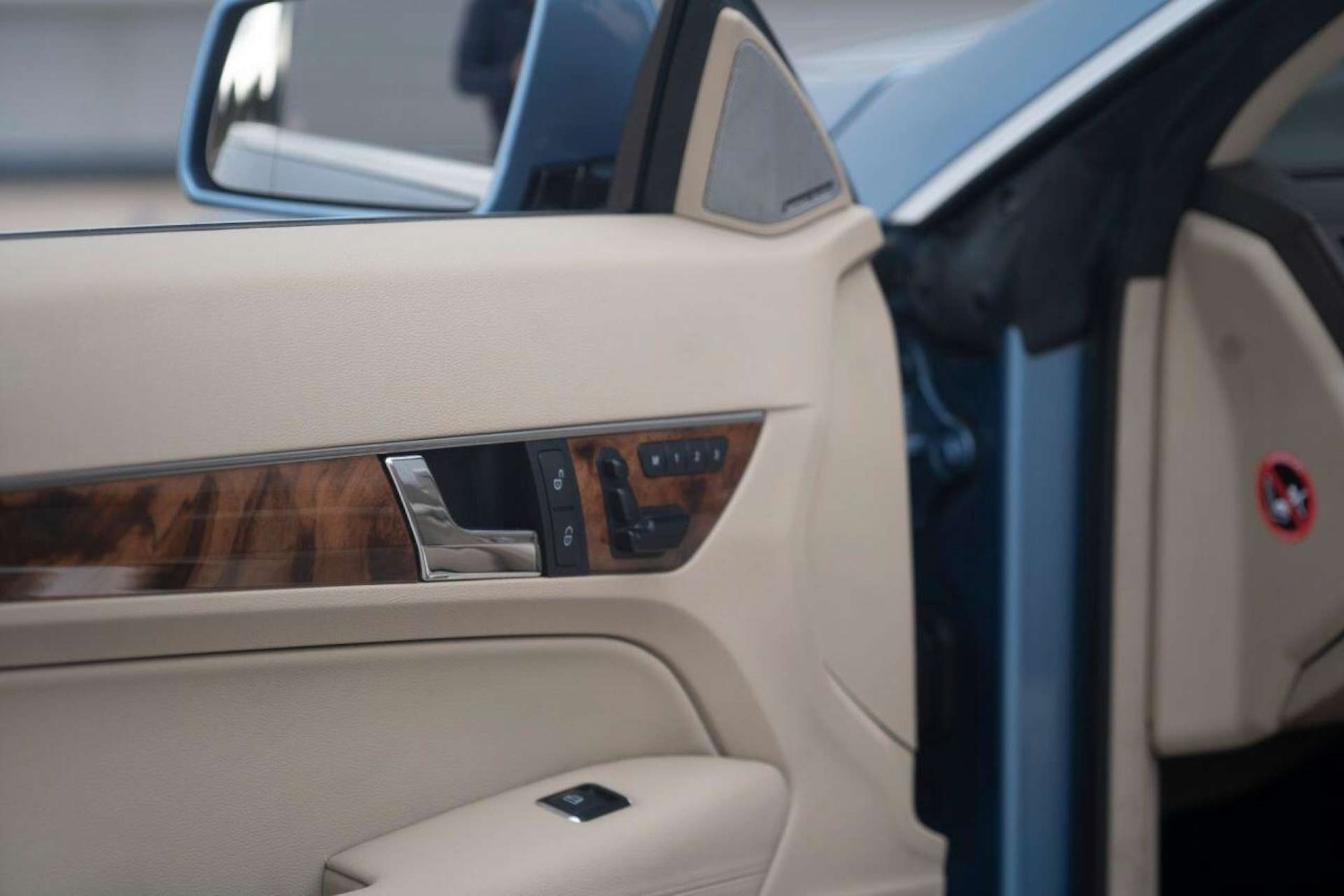 Used Mercedes-Benz E Class 2011 for sale - 76720215: Photo 23