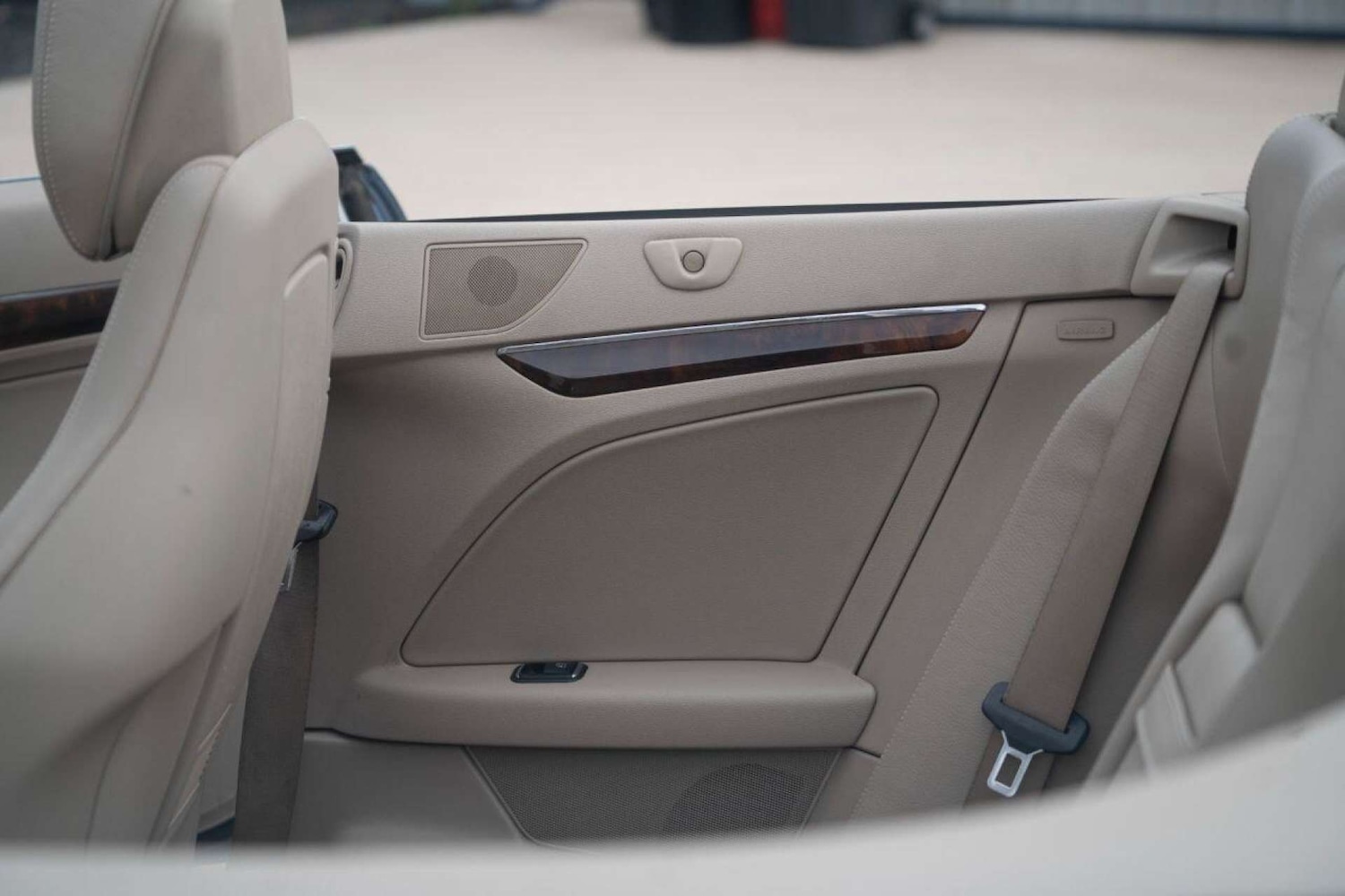 Used Mercedes-Benz E Class 2011 for sale - 76720215: Photo 26