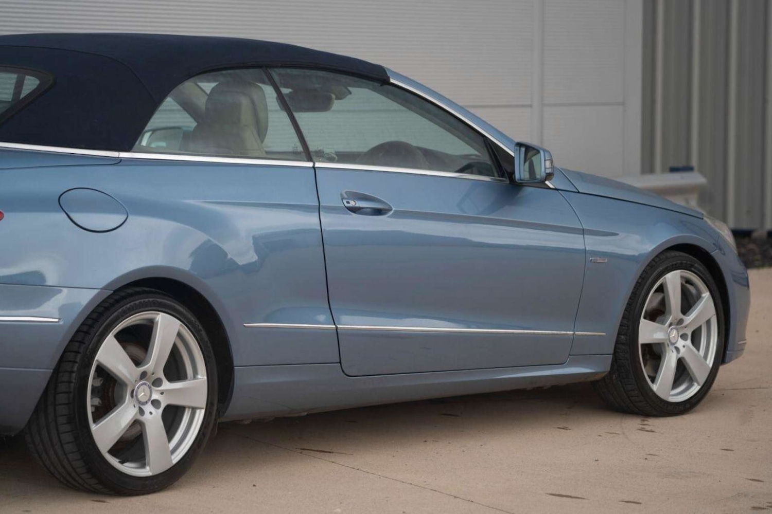 Used Mercedes-Benz E Class 2011 for sale - 76720215: Photo 48