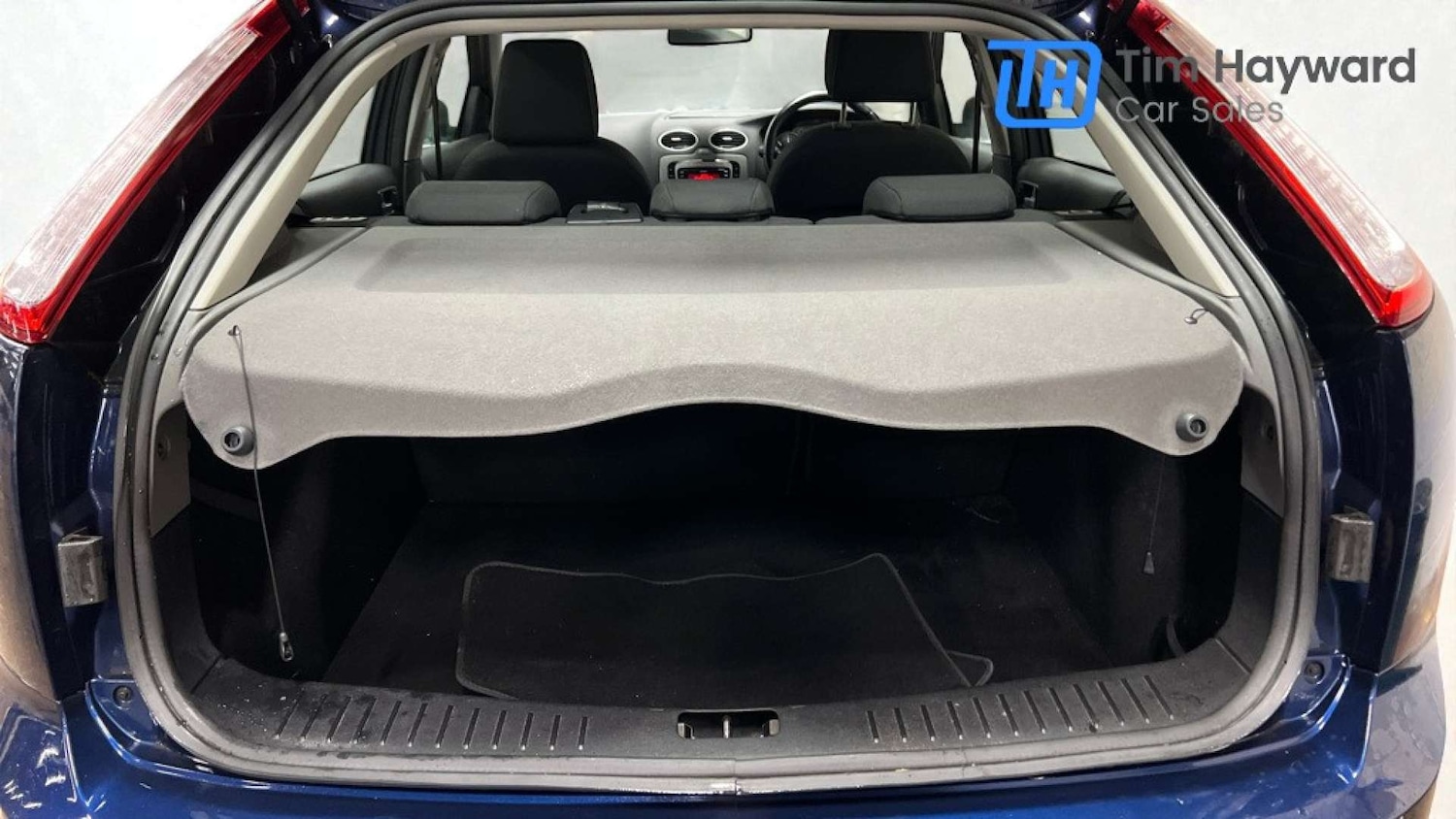 Used Ford Focus 2011 for sale - 76969199: Photo 7