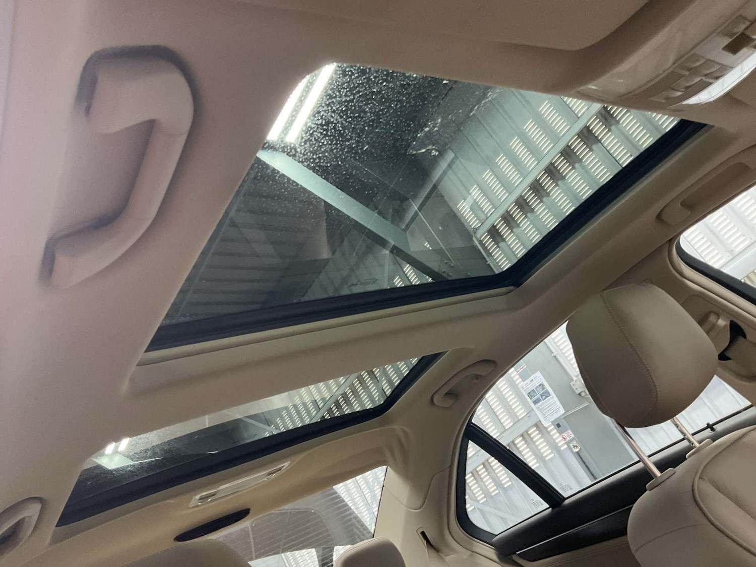 Used Mercedes-Benz C Class 2012 for sale - 78201086: Photo 2