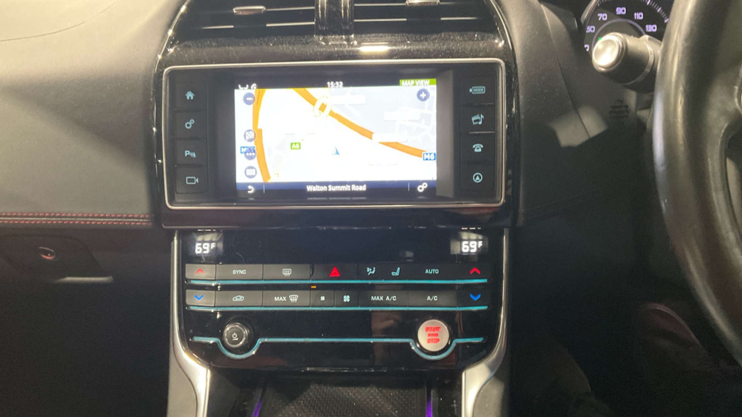 Used Jaguar XE 2015 for sale - 76720247: Photo 11