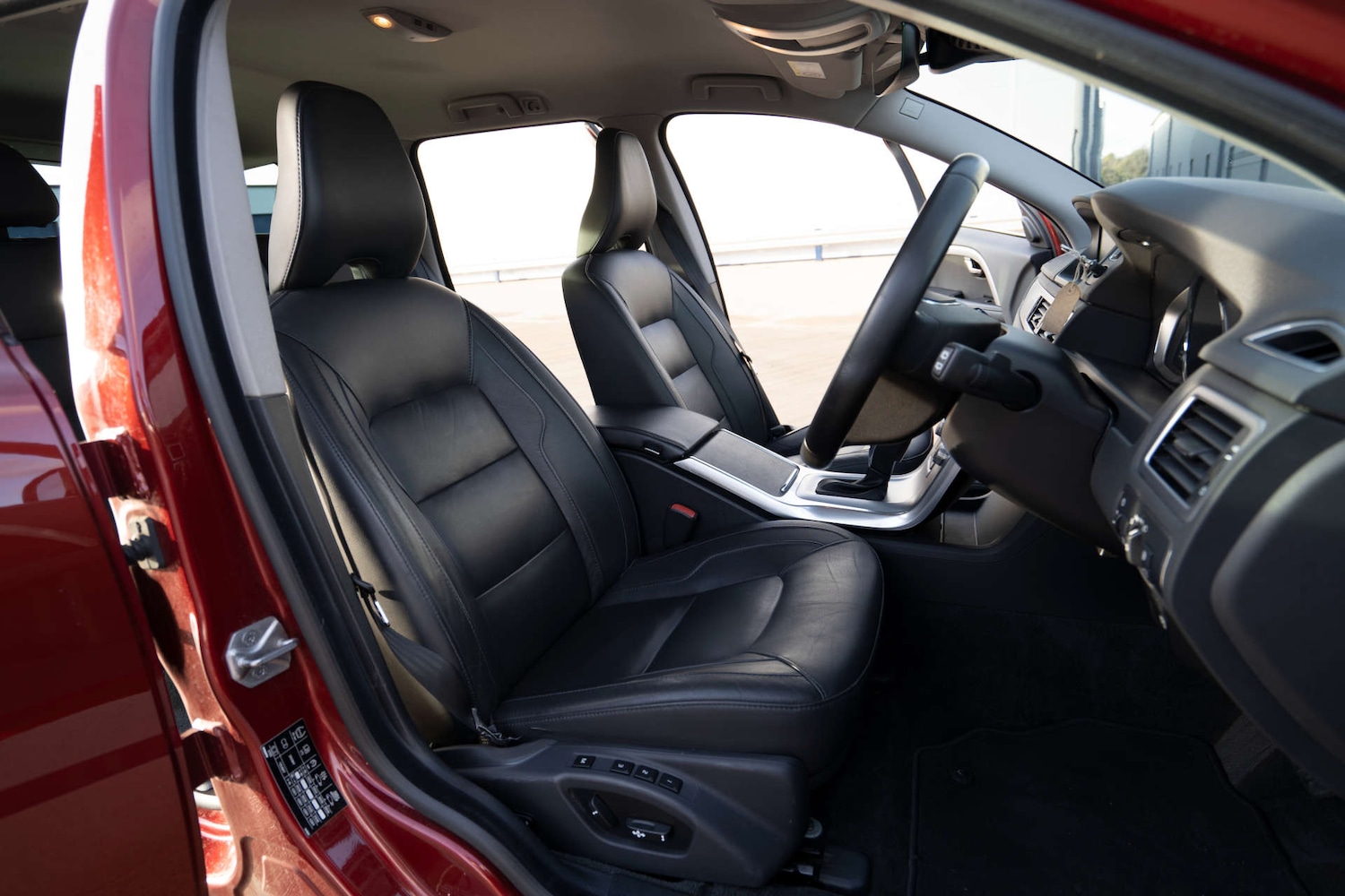 Used Volvo V70 2015 for sale - 76829751: Photo 11