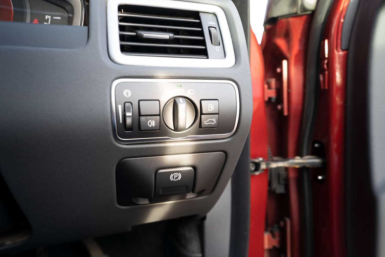 Used Volvo V70 2015 for sale - 76829751: Photo 44