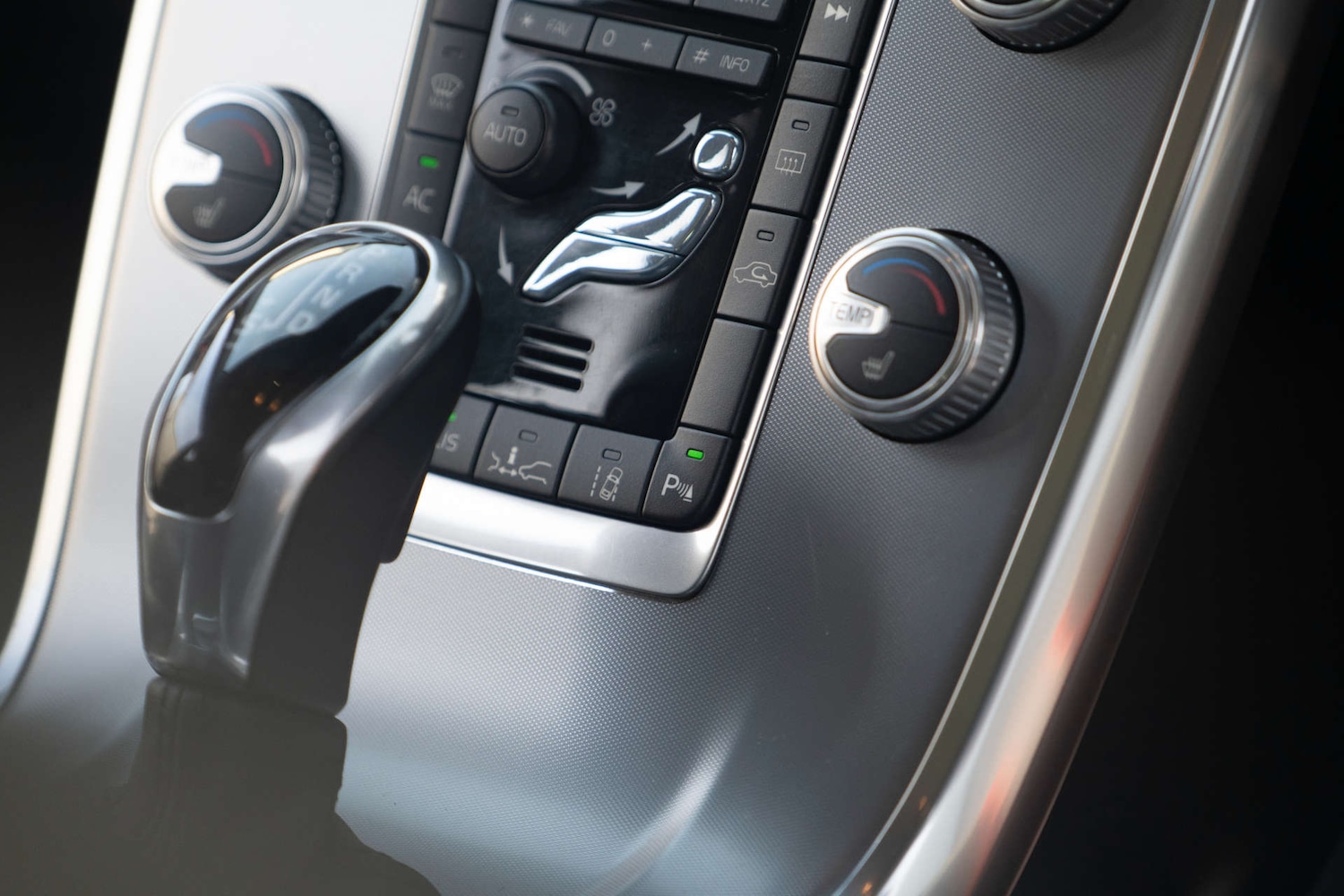 Used Volvo V70 2015 for sale - 76829751: Photo 48