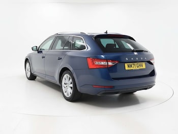 Used Skoda Superb 2022 for sale - 77963121: Photo