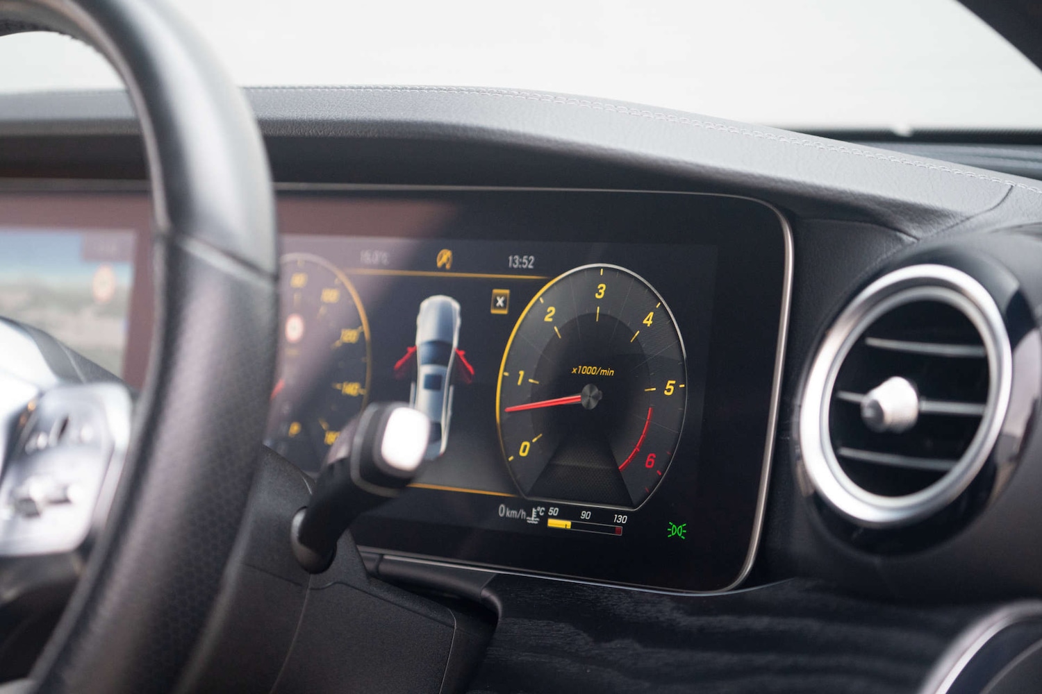 Used Mercedes-Benz E Class 2020 for sale - 77640516: Photo 11