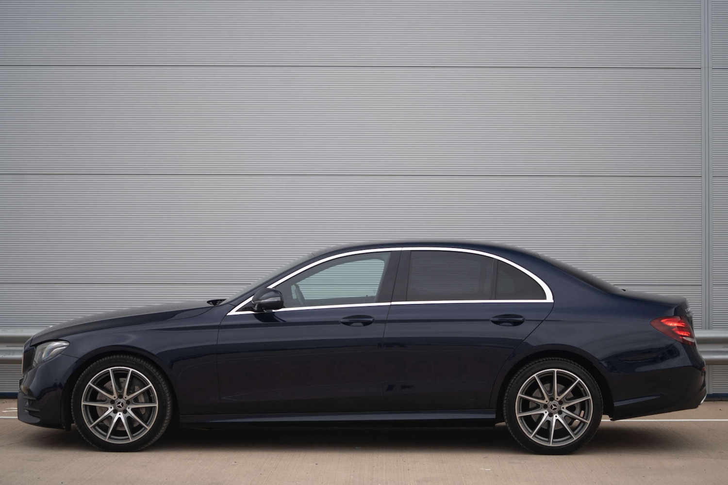 Used Mercedes-Benz E Class 2020 for sale - 77640516: Photo 30