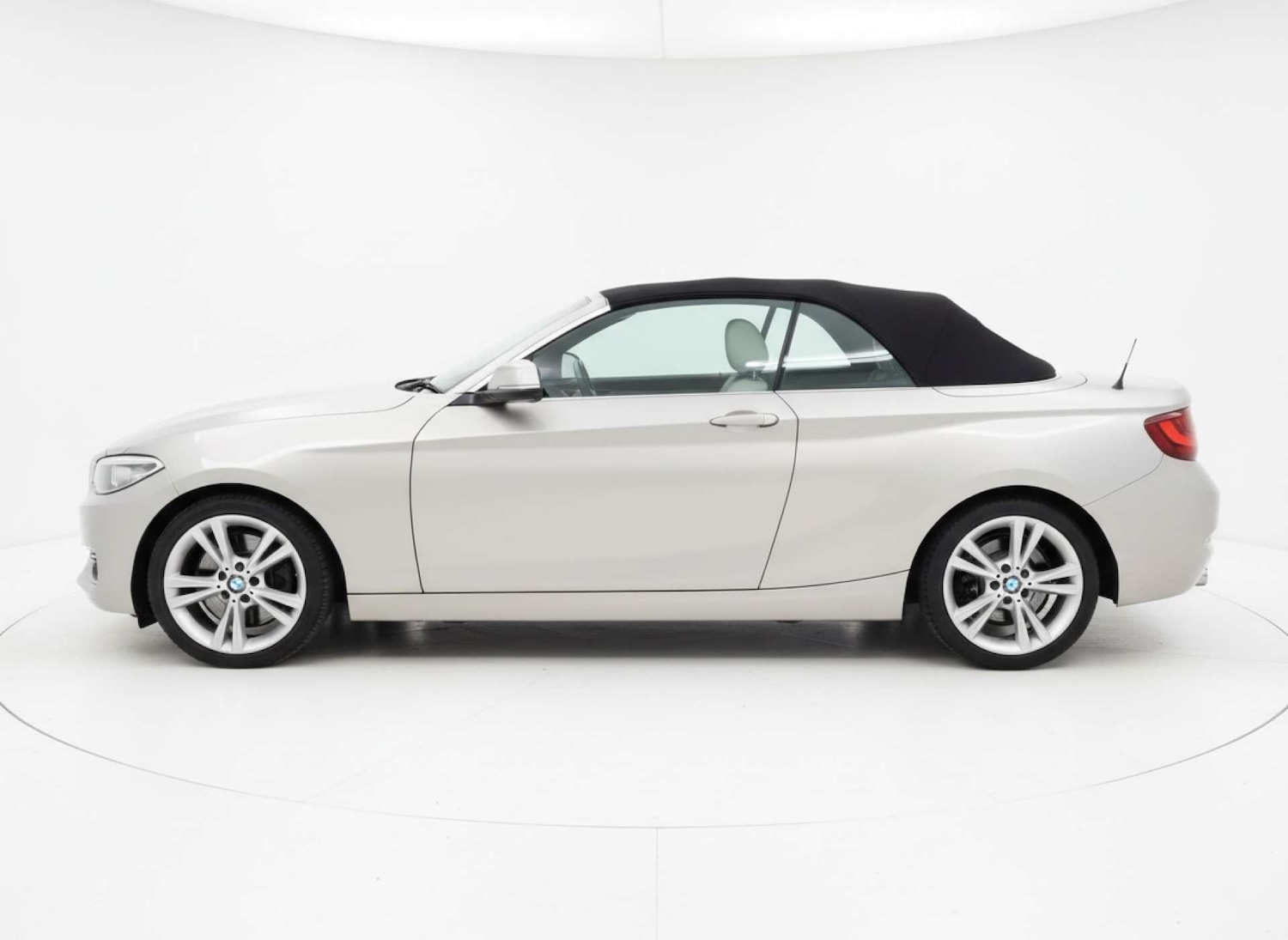 Used BMW 2 Series 2015 for sale - 78176820: Photo 5