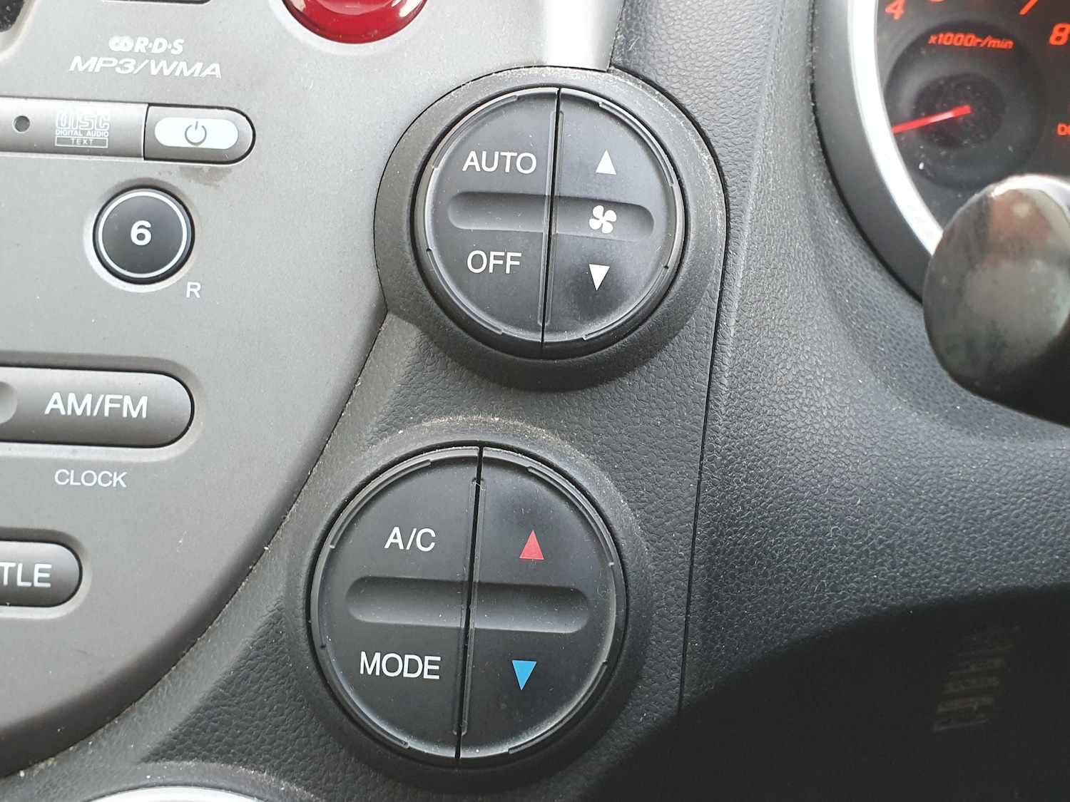 Used Honda Jazz 2010 for sale - 77072162: Photo 18