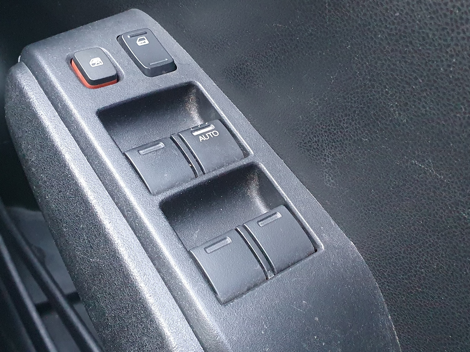 Used Honda Jazz 2010 for sale - 77072162: Photo 21