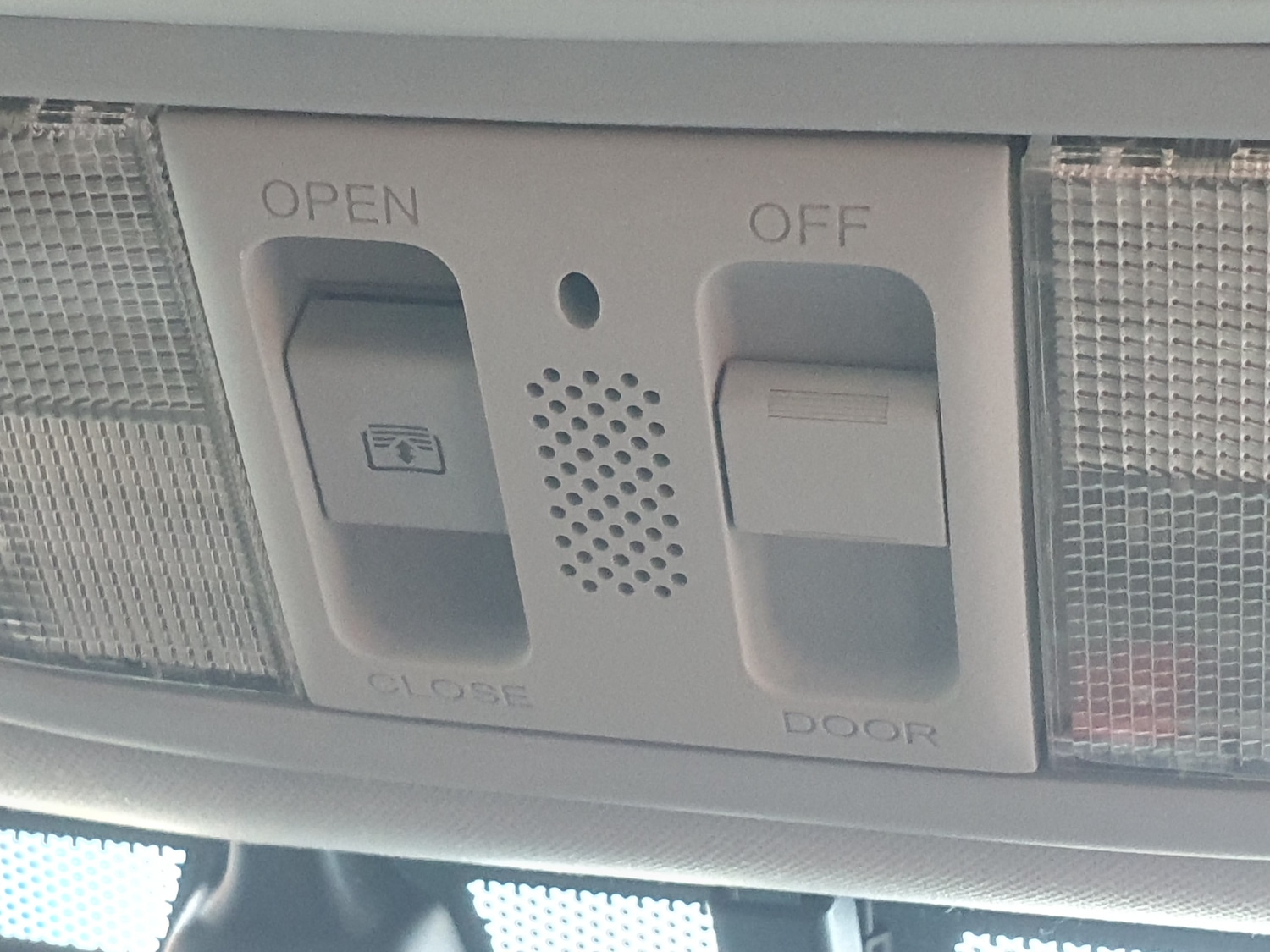 Used Honda CR-V 2010 for sale - 77552498: Photo 22