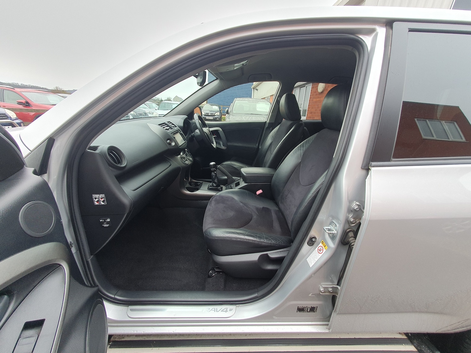 Used Toyota RAV4 2012 for sale - 77293592: Photo 26