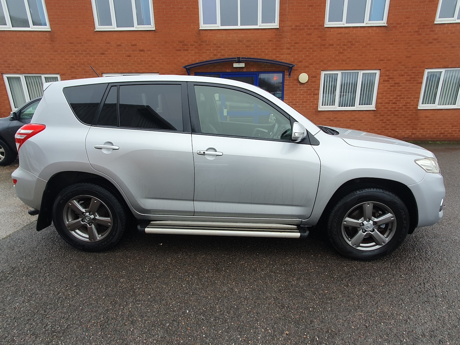 Used Toyota RAV4 2012 for sale - 77293592: Photo 4