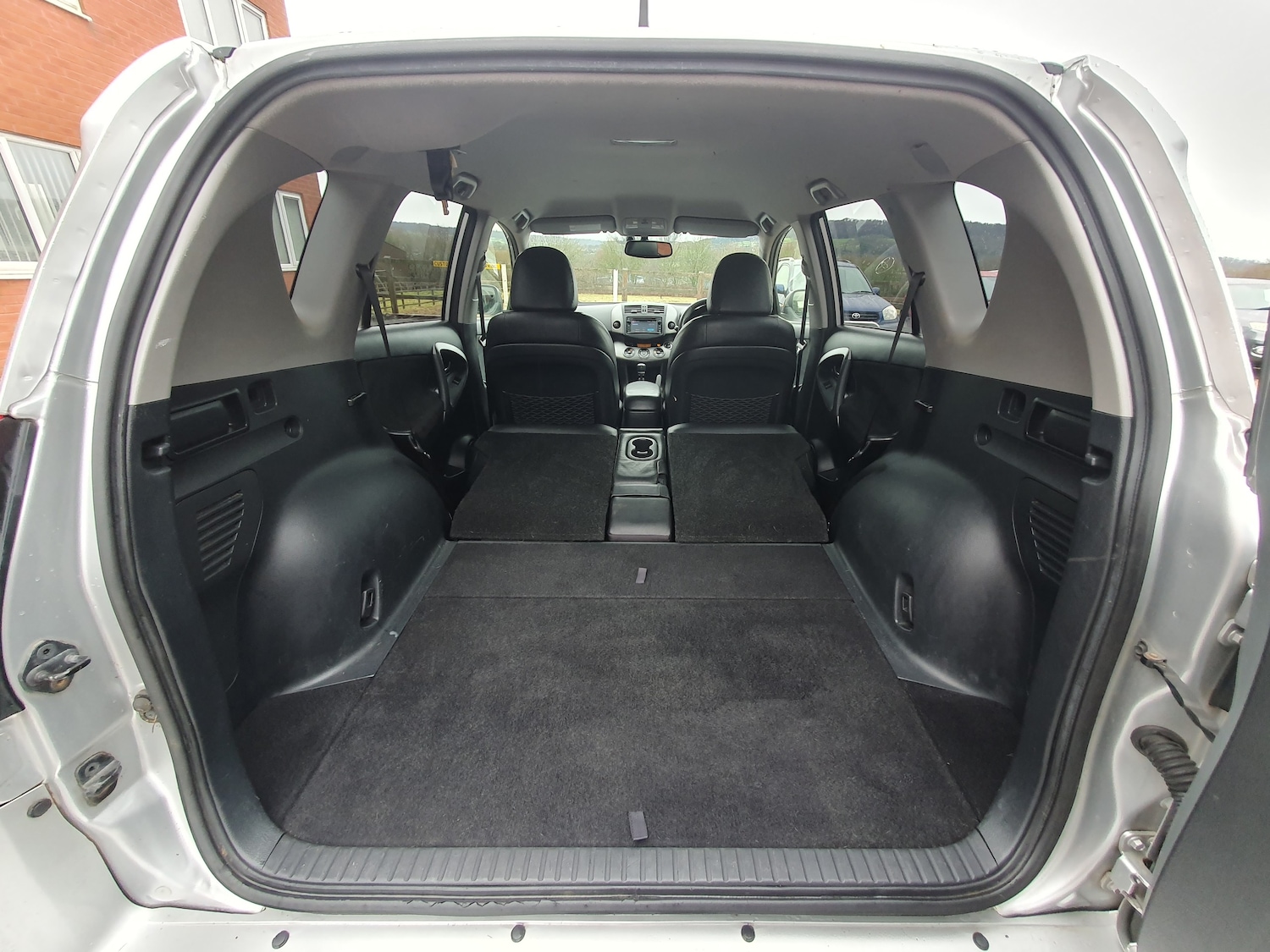 Used Toyota RAV4 2012 for sale - 77293592: Photo 42