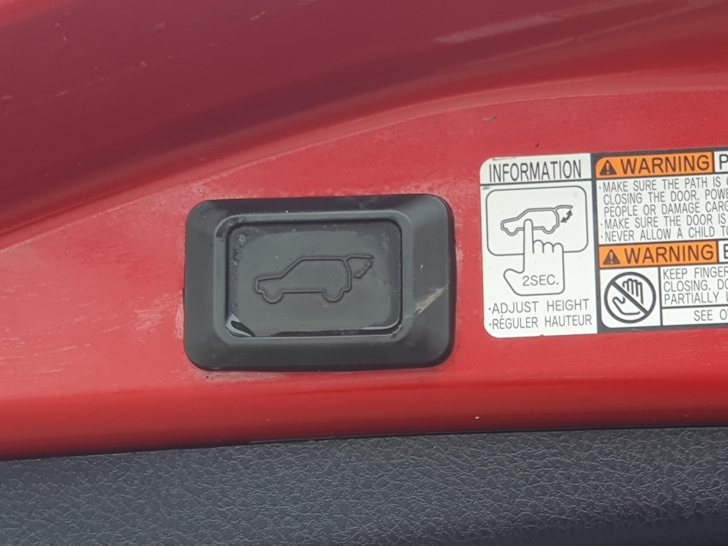 Used Toyota RAV4 2015 for sale - 77529293: Photo 20