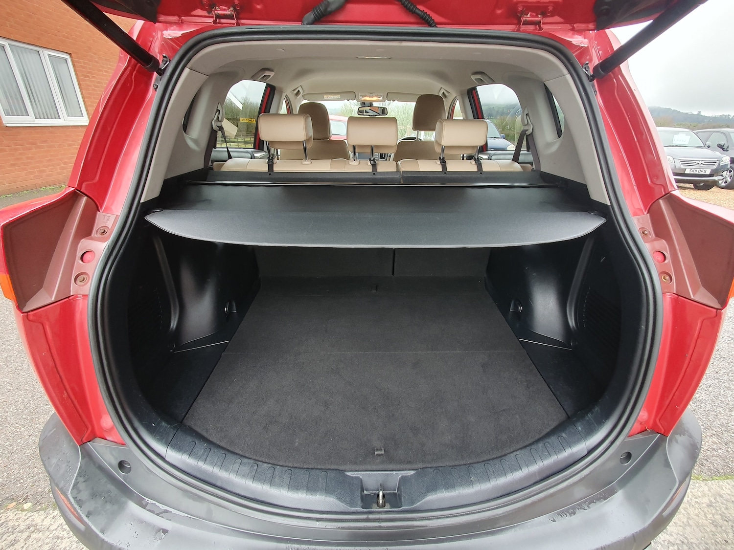 Used Toyota RAV4 2015 for sale - 77529293: Photo 26